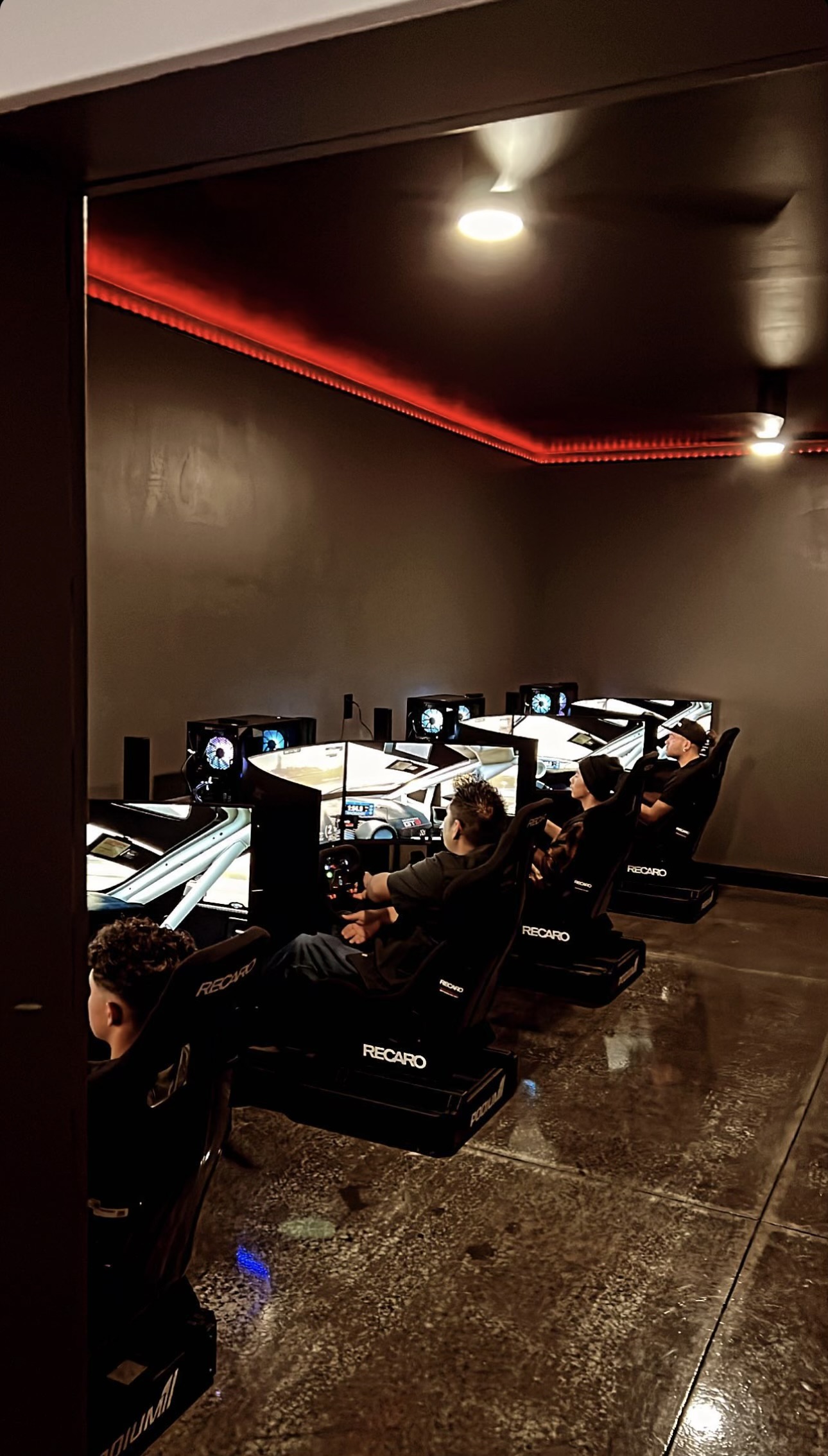 Auto Sport Sim Lounge